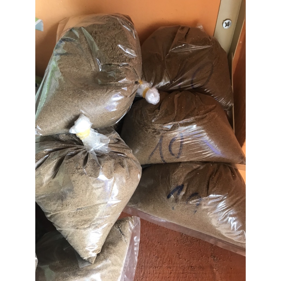 Cám tanh nhẹ câu cá 300g - cám xay sẳn - mồi câu cá