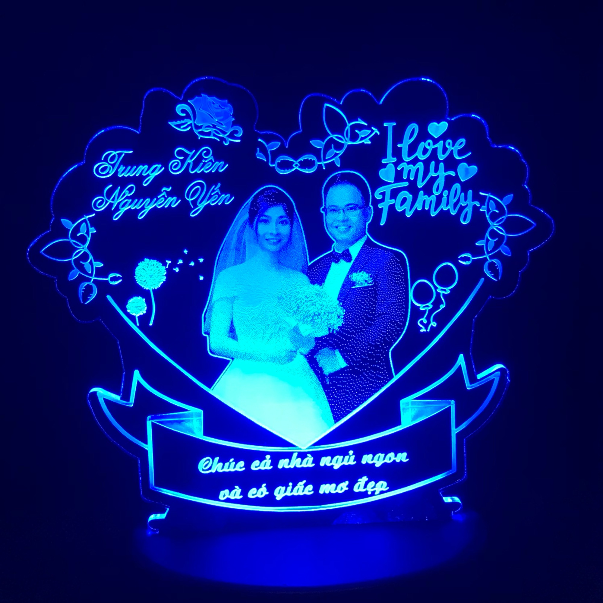 [HCM]Quà tặng Kỷ niệm ngày cưới - Đèn led khắc ảnh
