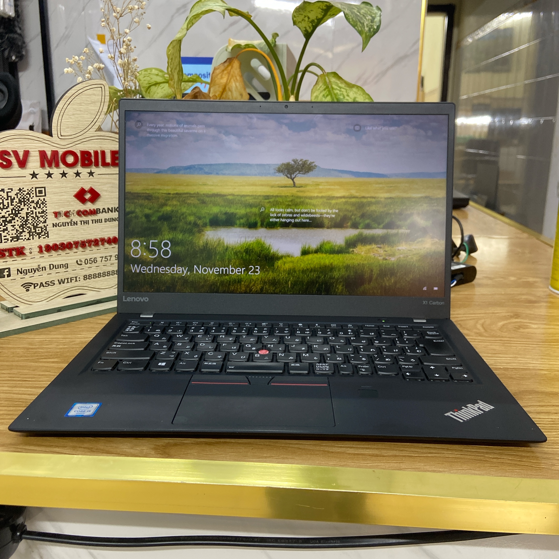 Lenovo thinkpad x1 carbon gen 5- core i5- 7300, ram 8gb, ổ cứng ssd 256gb. màn hình viền mỏng, bàn phím chống tràn nước, usb-c