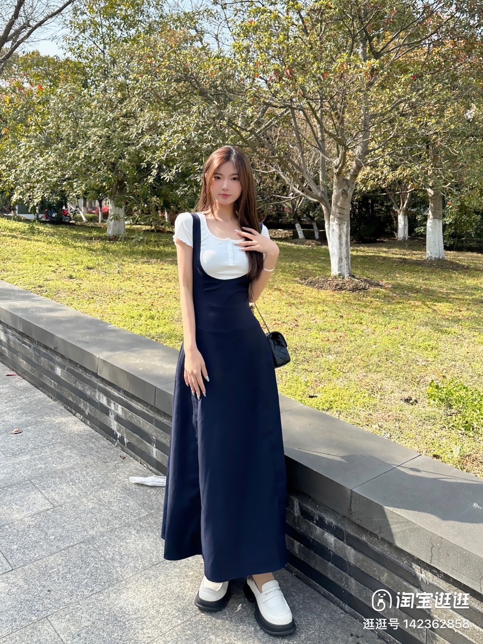 Set áo thun kèm đầm dài dáng yếm Freesize - Rossy Fashion