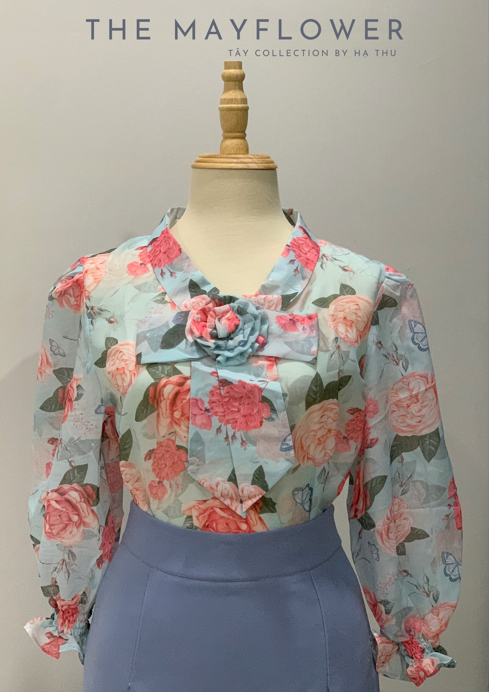 Áo sơ mi tơ hoa phối nơ cổ tiểu thư Tây Collection Design