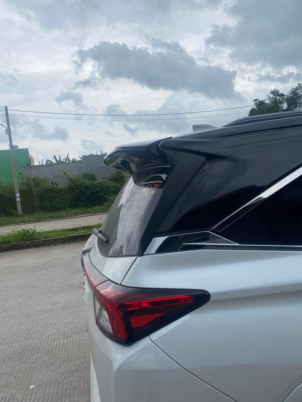 Cánh lướt gió, đuôi gió thể thao xe toyota veloz, avanza 2021 2022 2023 2024