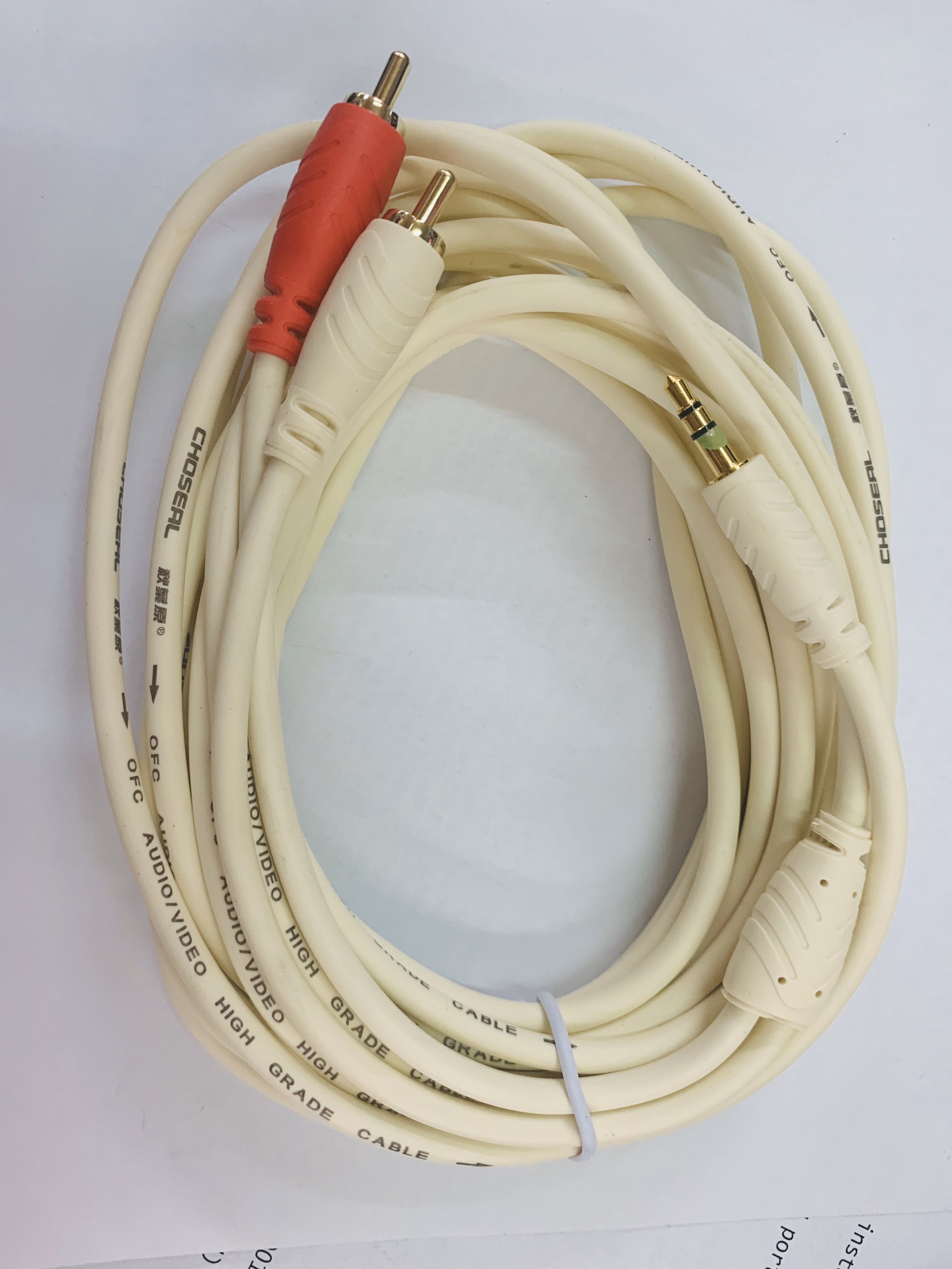 Cáp loa 3.5 sang 2 bộng sen choseal 5m