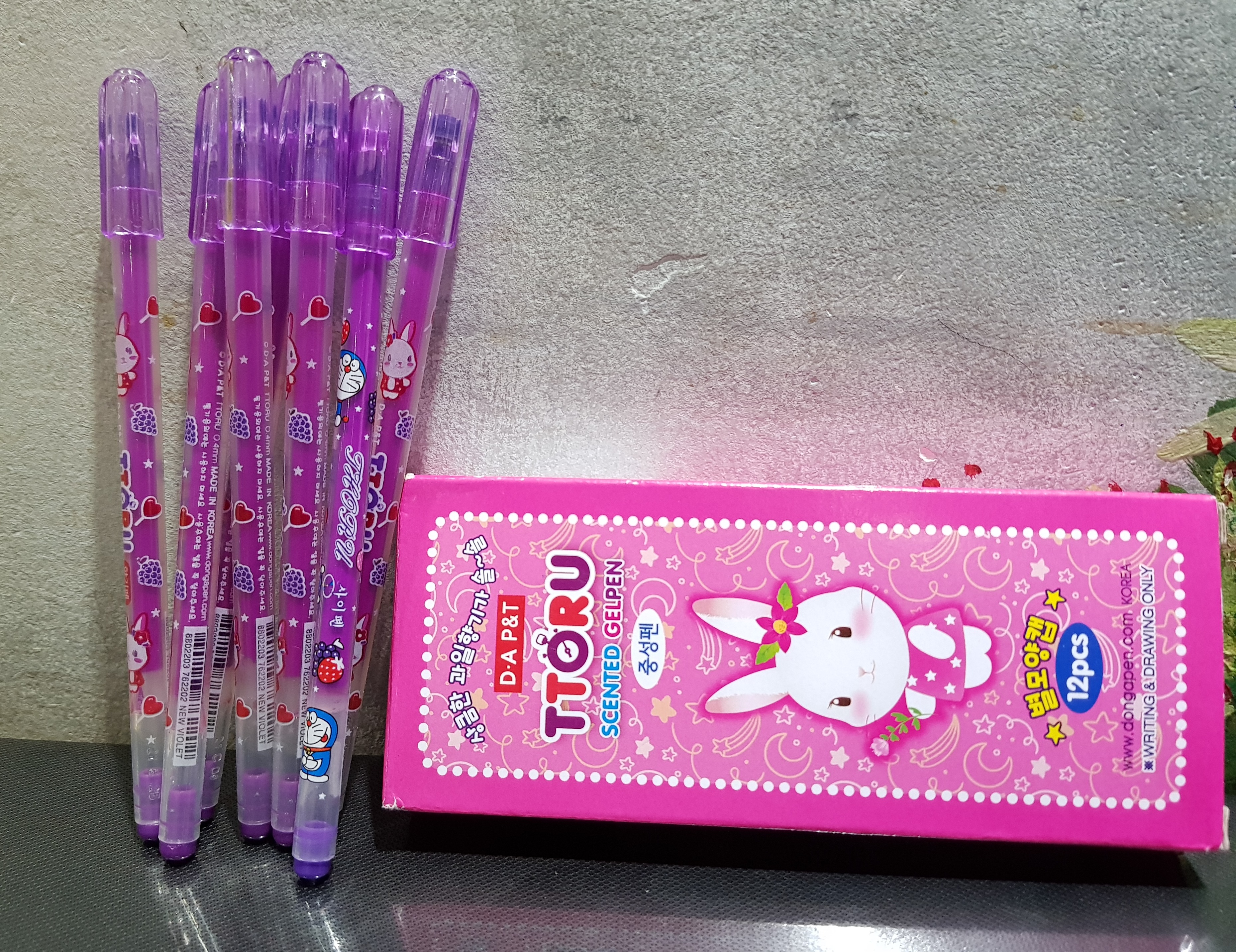 12 bút ttoru thơm viết nho hàn quốc mực xanh