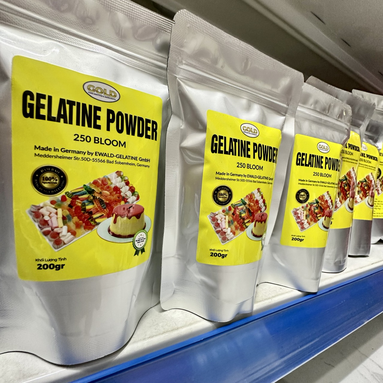 200 gram Gelatin Ewald Đức 250 bloom g - Bột gelatin 250 bloom chiết xuất từ da lợn không hôi, làm giò thủ, thịt nguội, chè khúc bạch, tàu hủ Singapore,..làm bánh, thạch rau câu,...