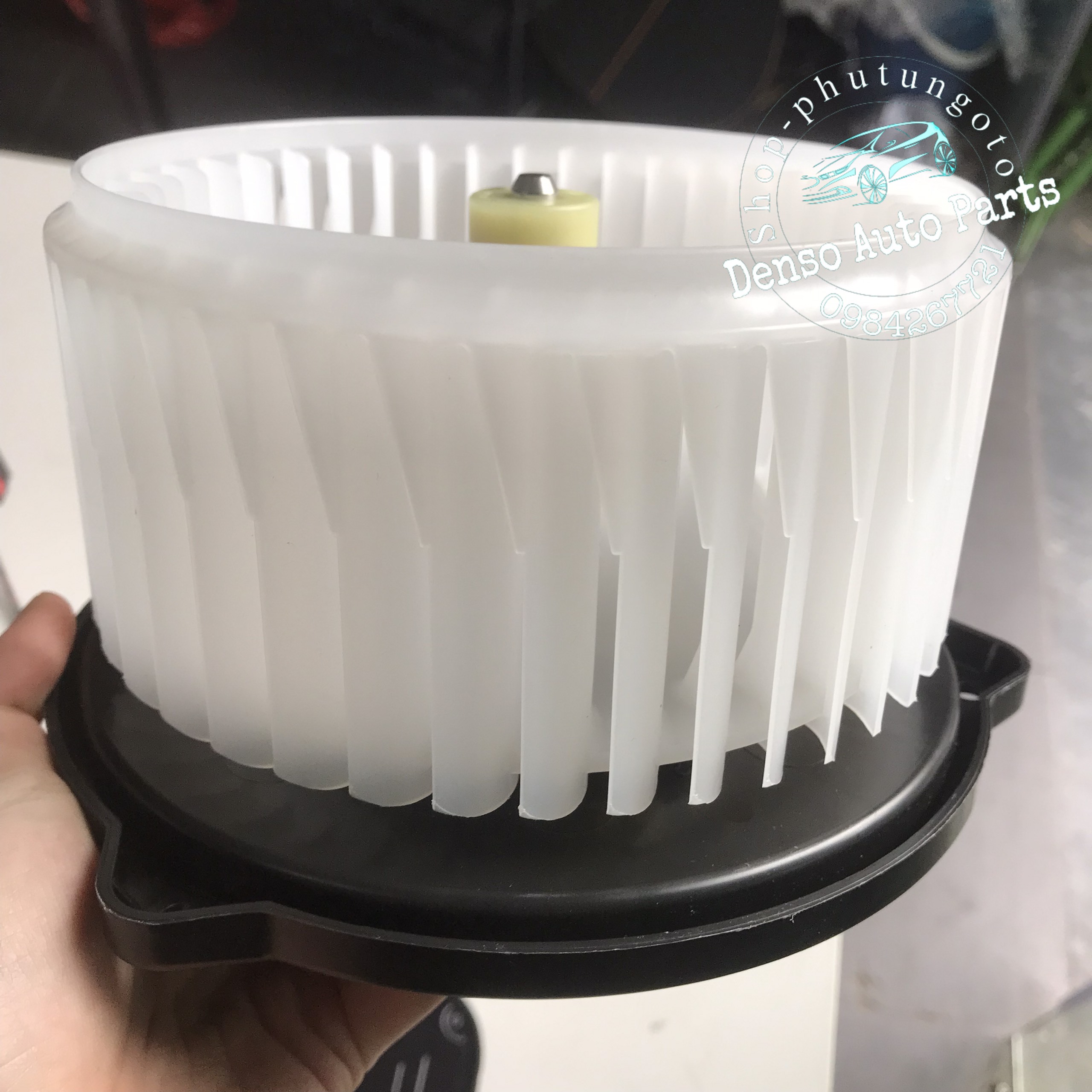 Mô tơ quạt dàn lạnh sau Innova các đời đến 2015 chính hãng Denso