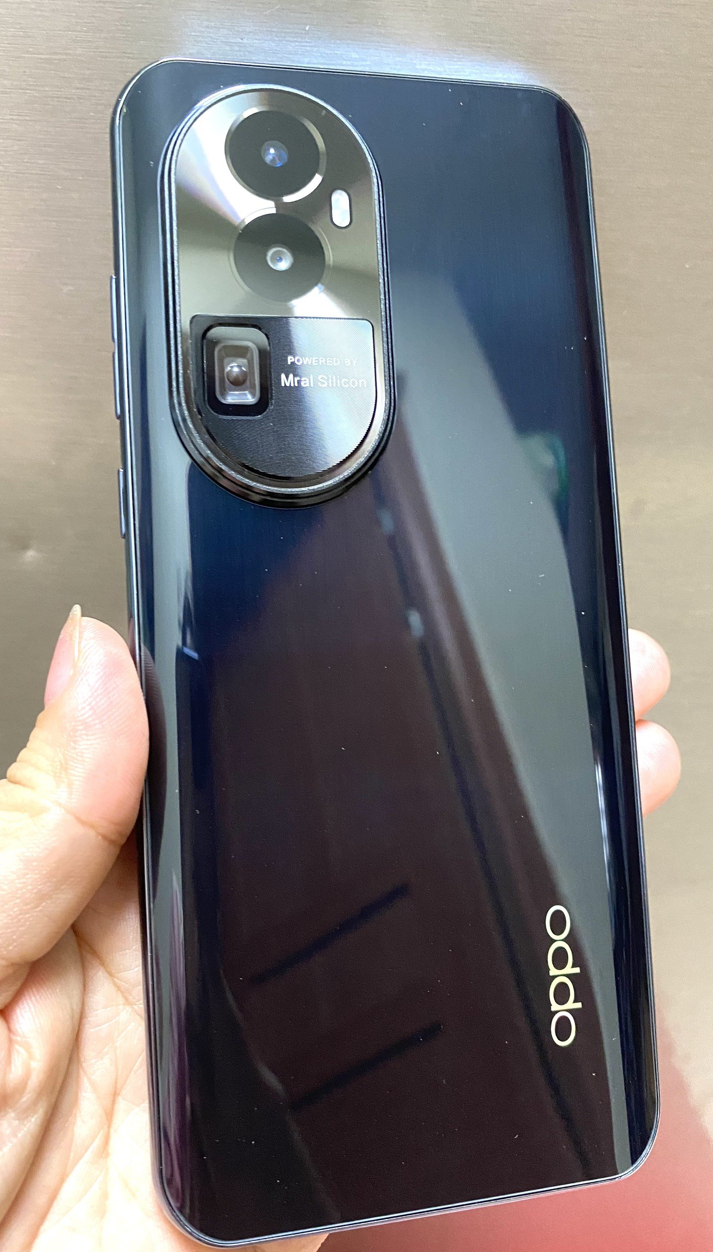 Điện thoại Oppo reno10 pro 5G