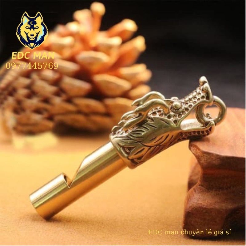 Còi đồng huấn luyện chim đại bàng hình đầu rồng