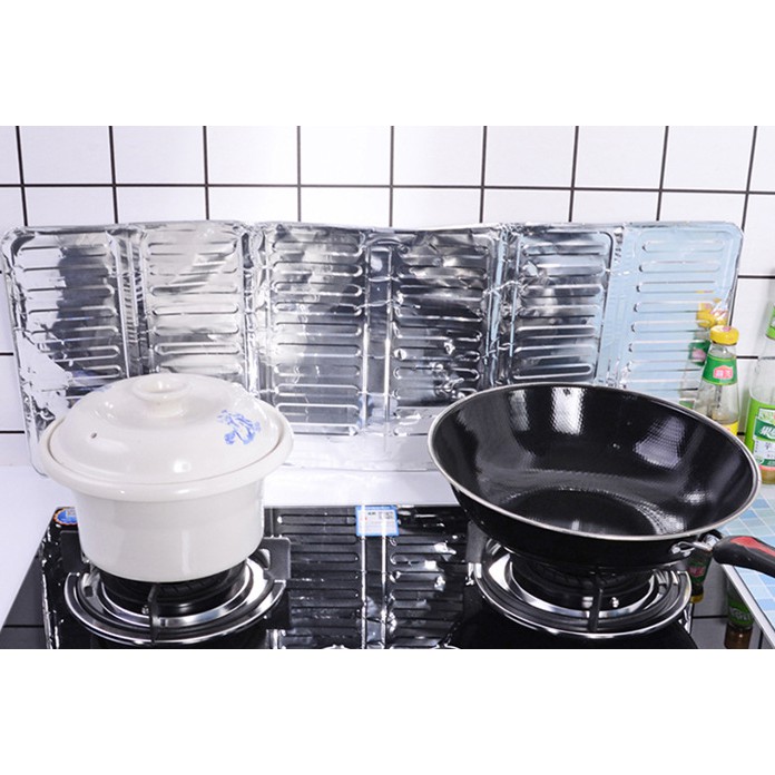 Vách ngăn chống văng dầu mỡ