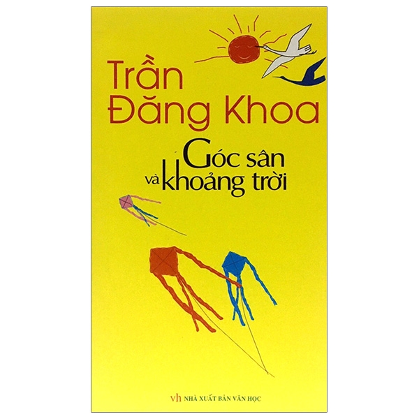 Fahasa - Góc Sân Và Khoảng Trời
