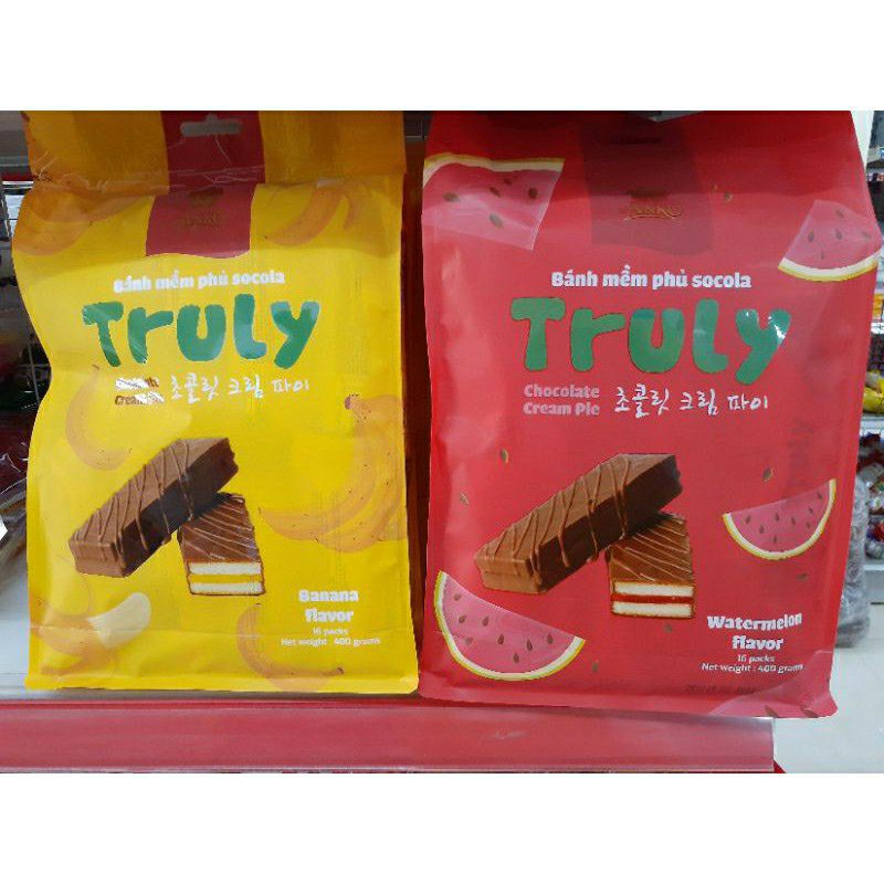Bánh mềm phủ socola TRULY vị chuối-dưa hấu 200g
