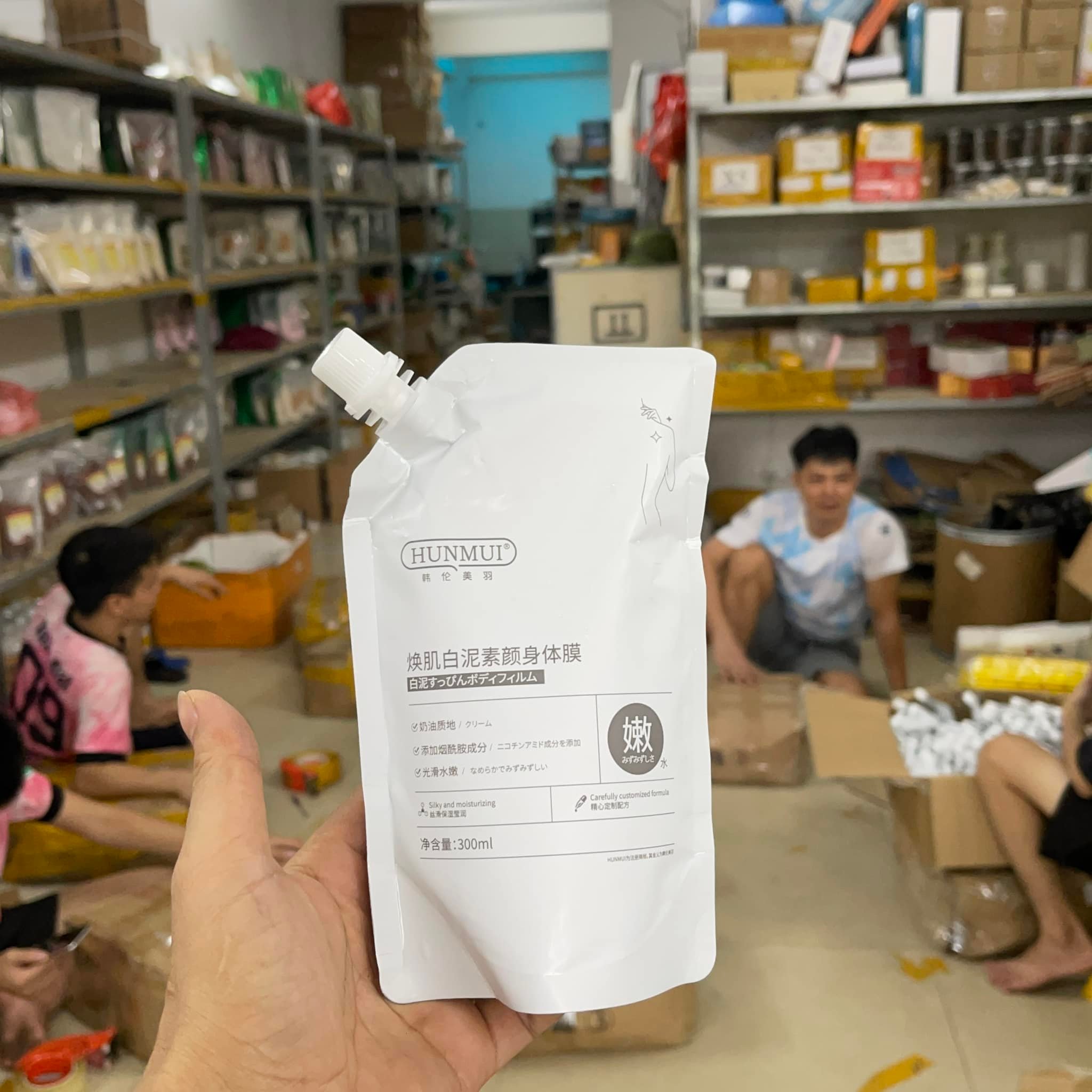 Ủ trắng Body Hunmui gói 300ml