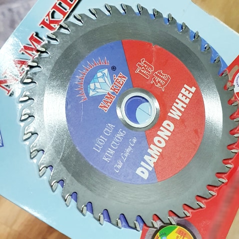 Dĩa lưỡi cưa cắt gỗ 105x20mm dùng cho máy cầm tay