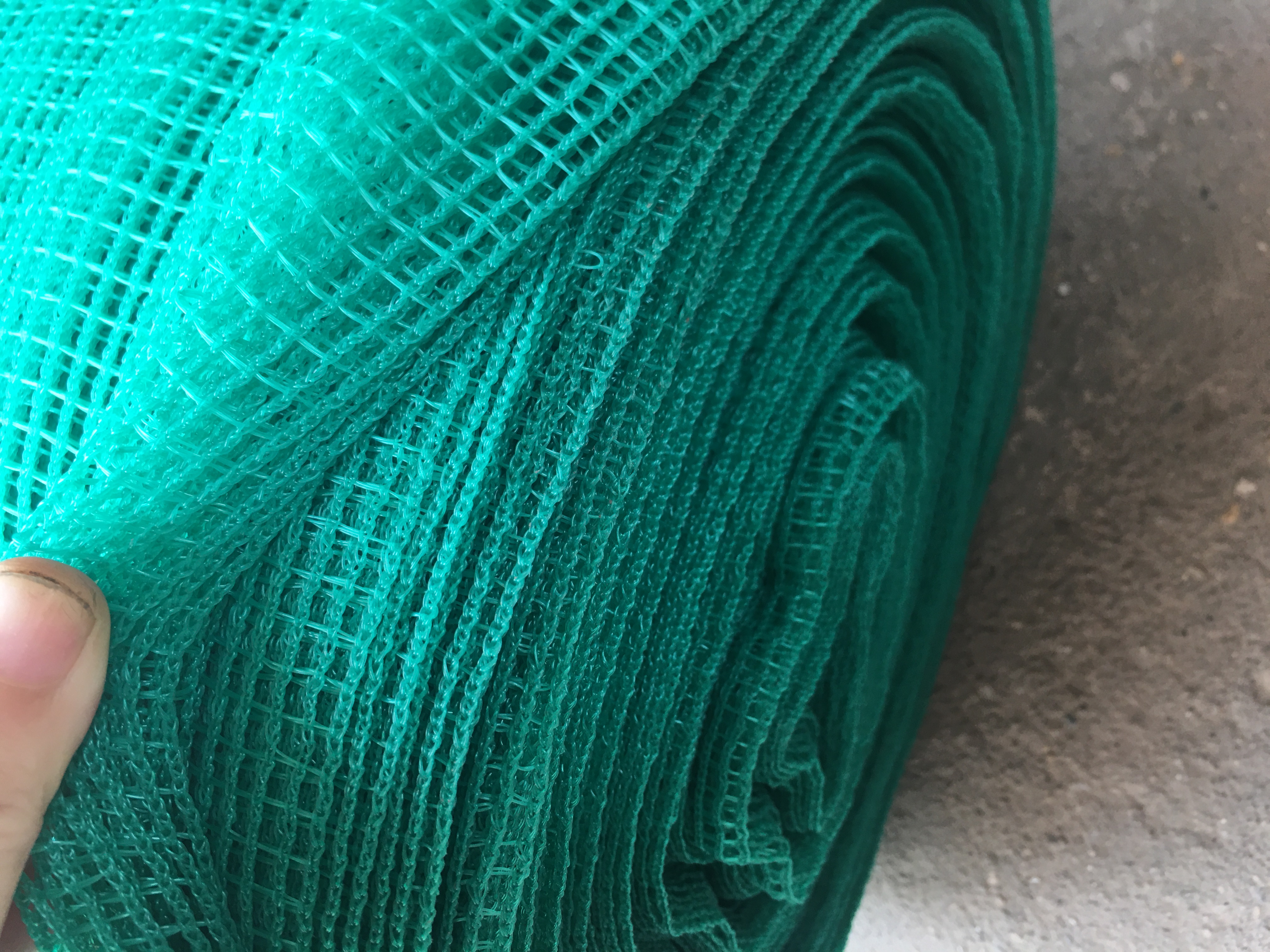 1 Mét lưới cước màu xanh khổ cao 1m5- lưới chắn hàng rào, chắn gà vịt, che côn trùng, rào chắn công trình