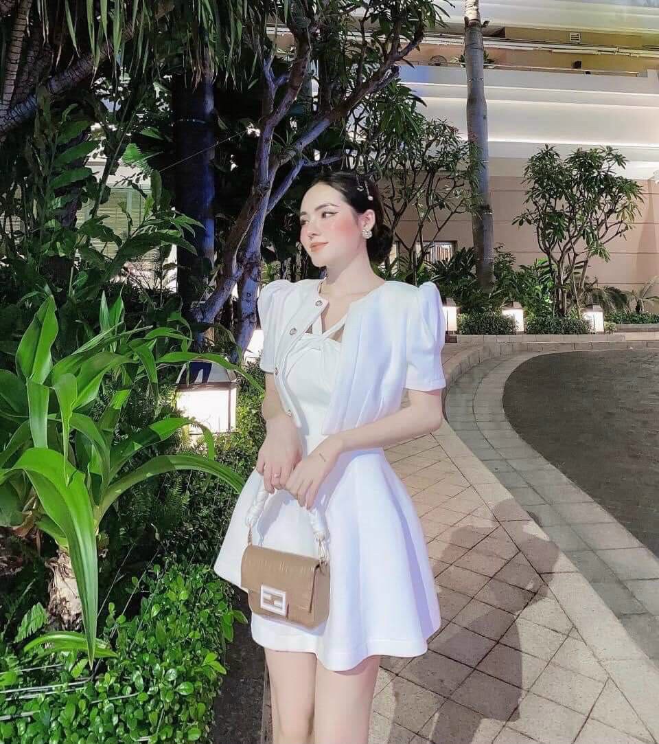 Đầm xòe + áo khoác ngắn tay