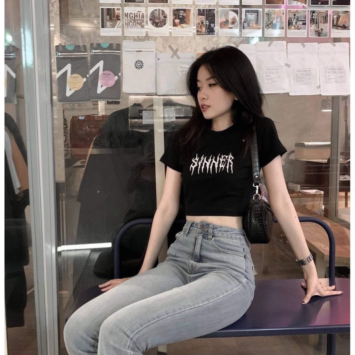 Áo croptop Sinner HARIQUEEN chất bozip cotton mịn co dãn tốt không xù 2 màu Đen Trắng hot hit dễ thương  ảnh thật