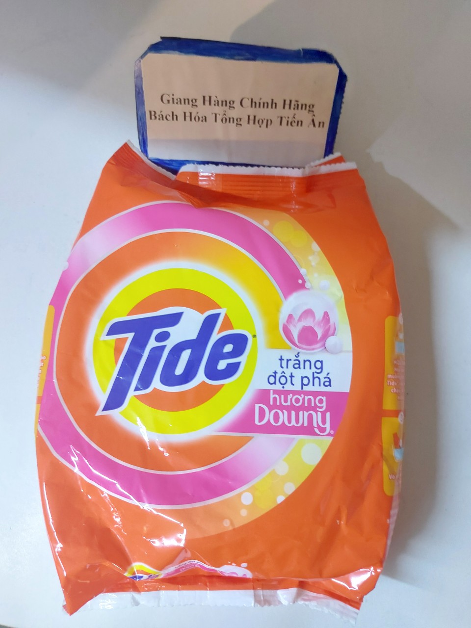 Bột giặt Tide hương Downy 690g
