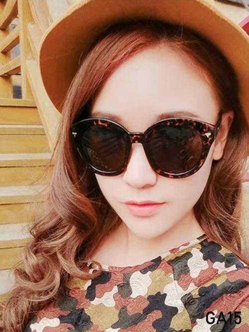 Mắt kính thời trang mùa hè thời trang phong cách trẻ trung mắt kính bảo vệ mắt