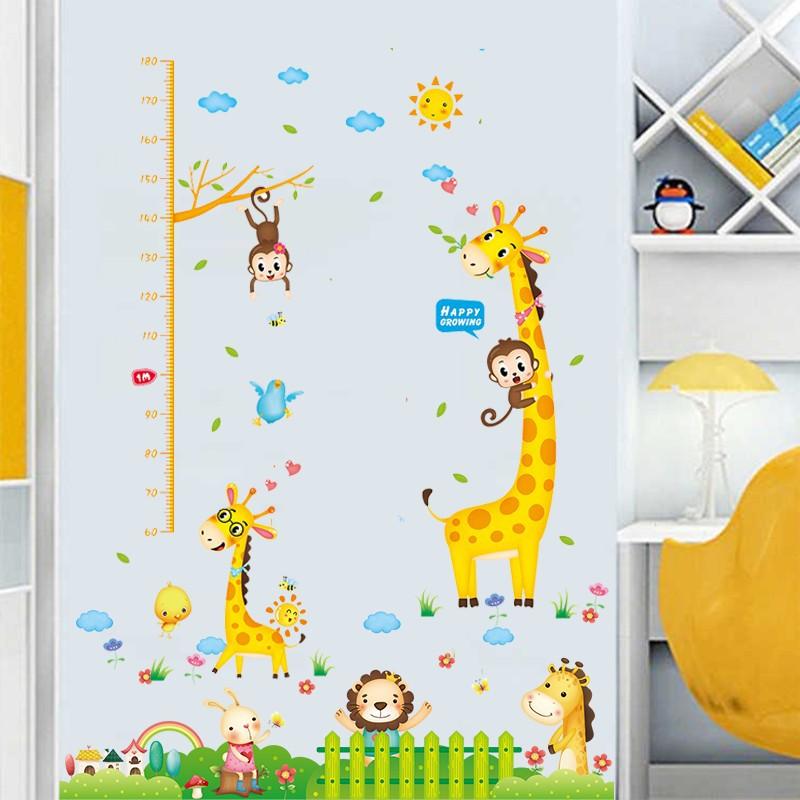 Combo 2 bức decal dán tường mẫu thước đo hươu kết hợp chân tường hươu