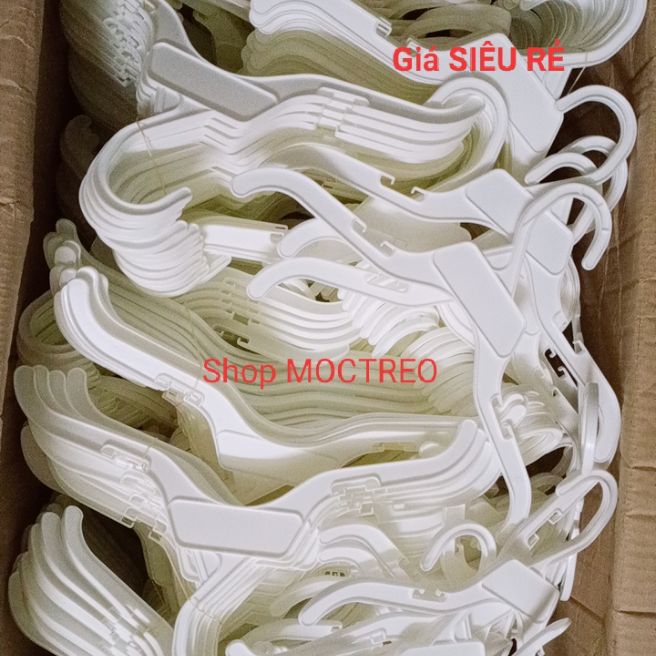Móc treo áo trẻ em bằng nhựa