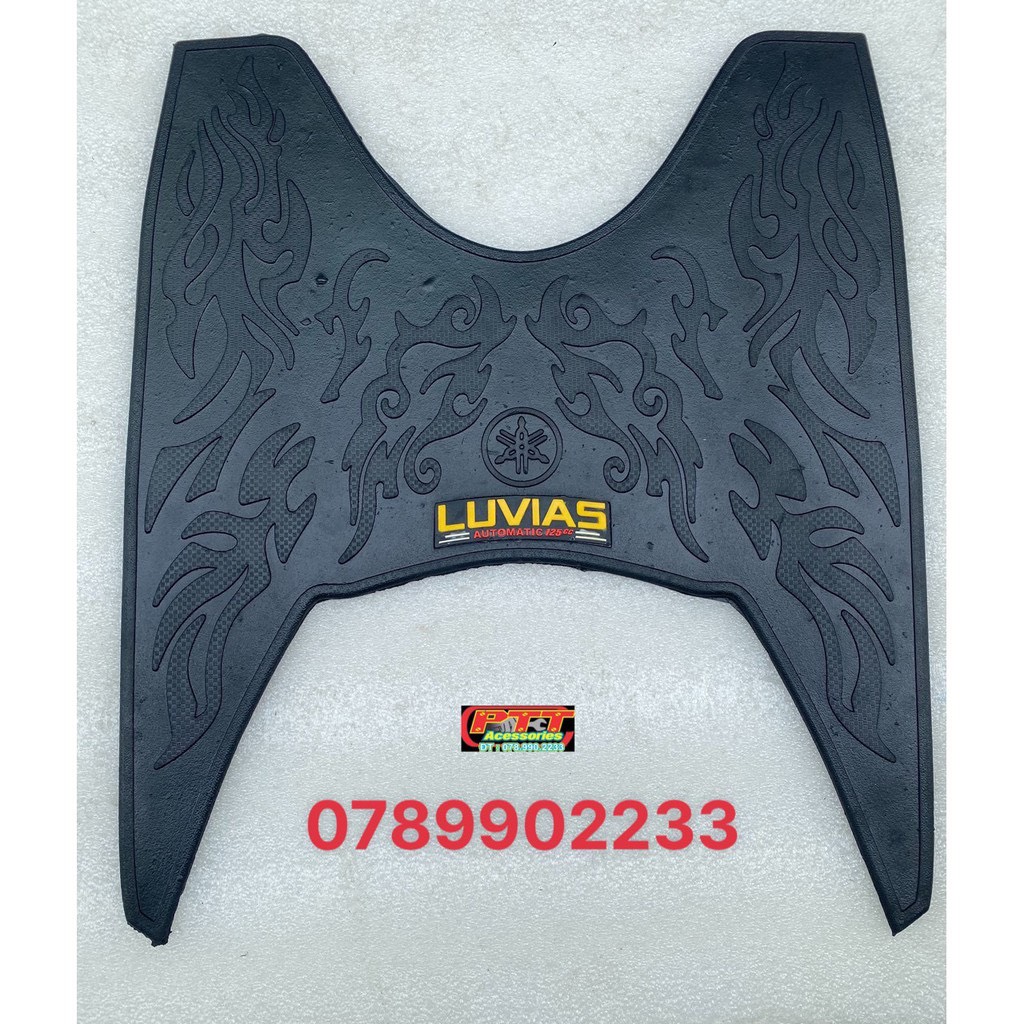Thảm cao su lót chân xe luvias