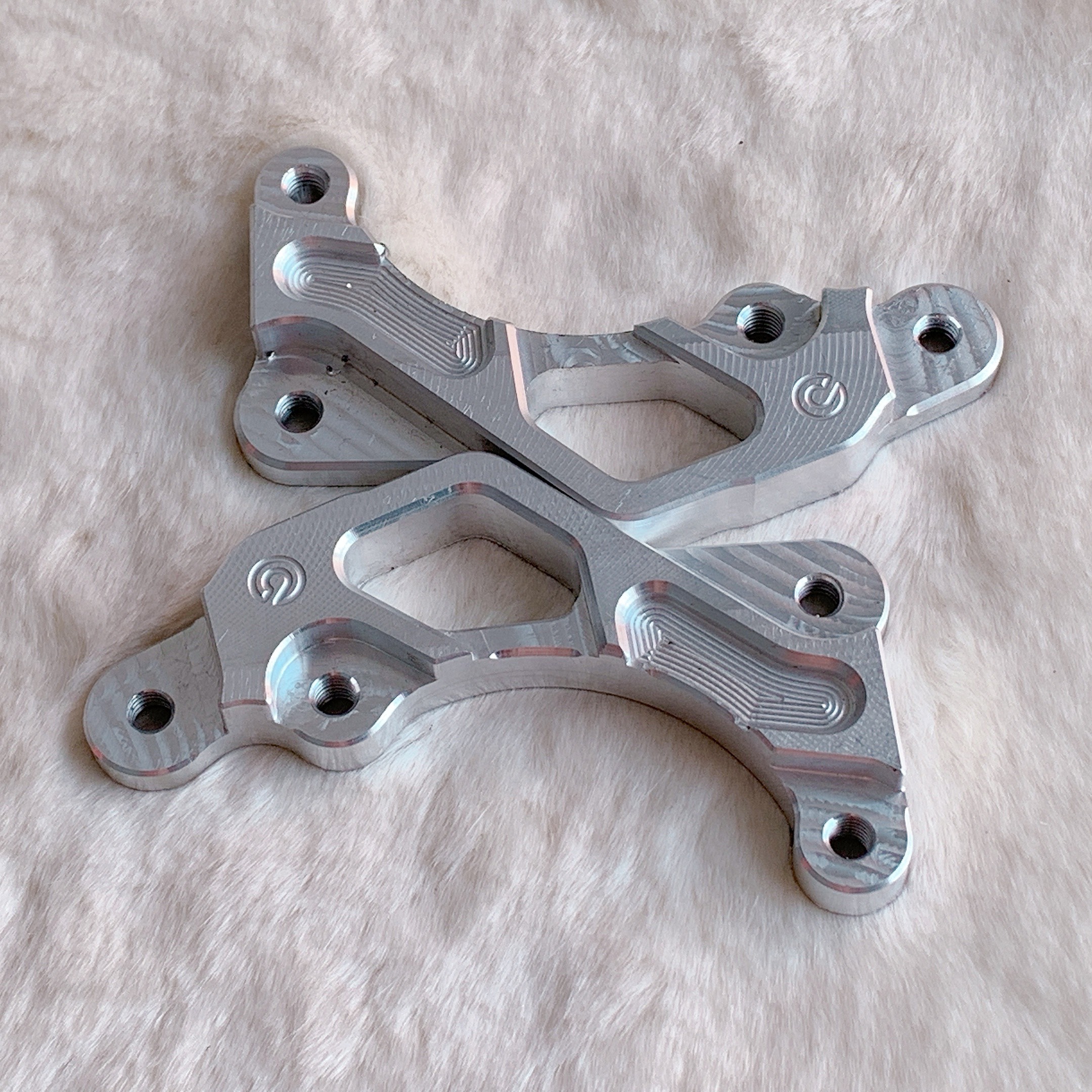 Pas nhôm CNC bắt heo Nisin , brembo 2 piston xài đĩa zin cho xe Winner V1