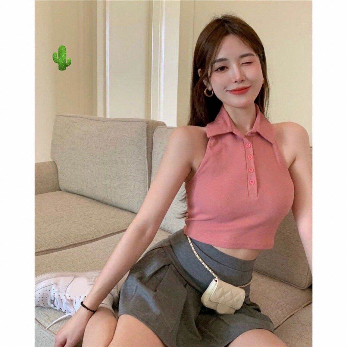 Áo croptop cổ bẻ hở lưng