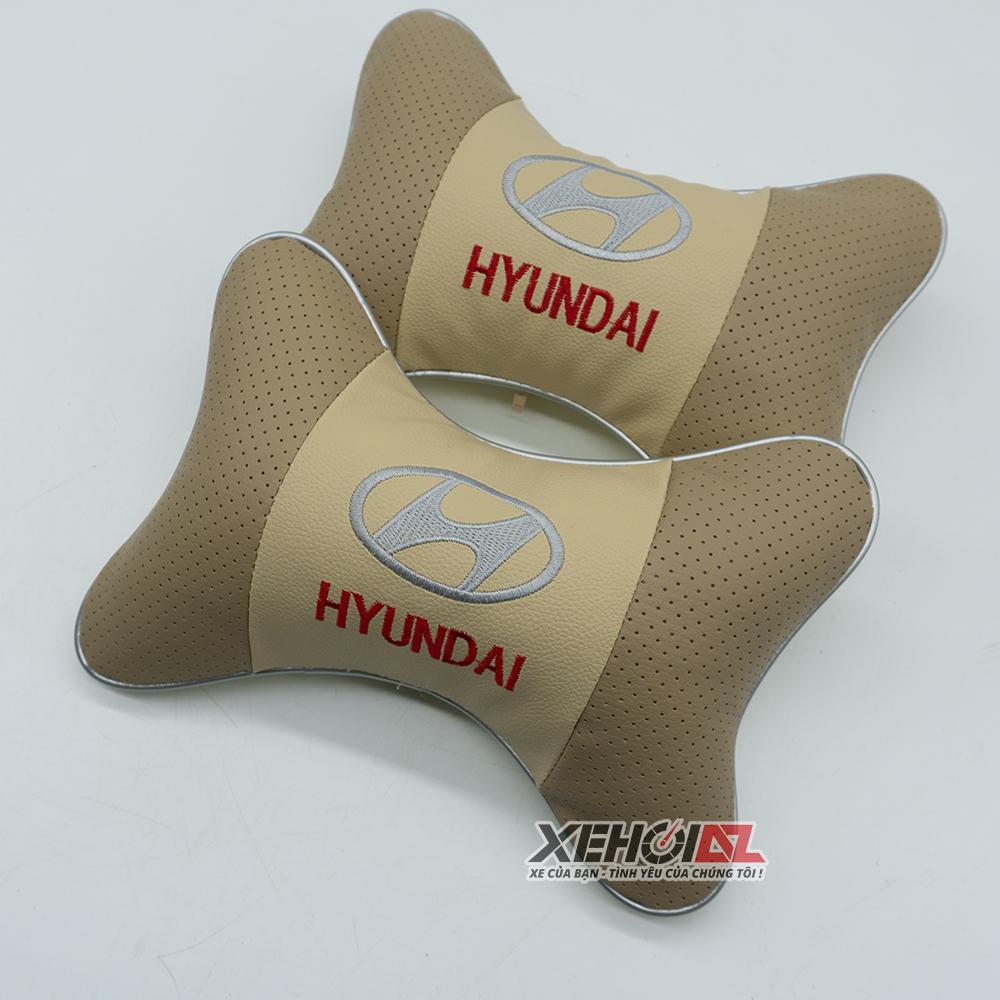 Bộ 02 Gối tựa đầu ô tô thêu logo Hyundai - màu kem