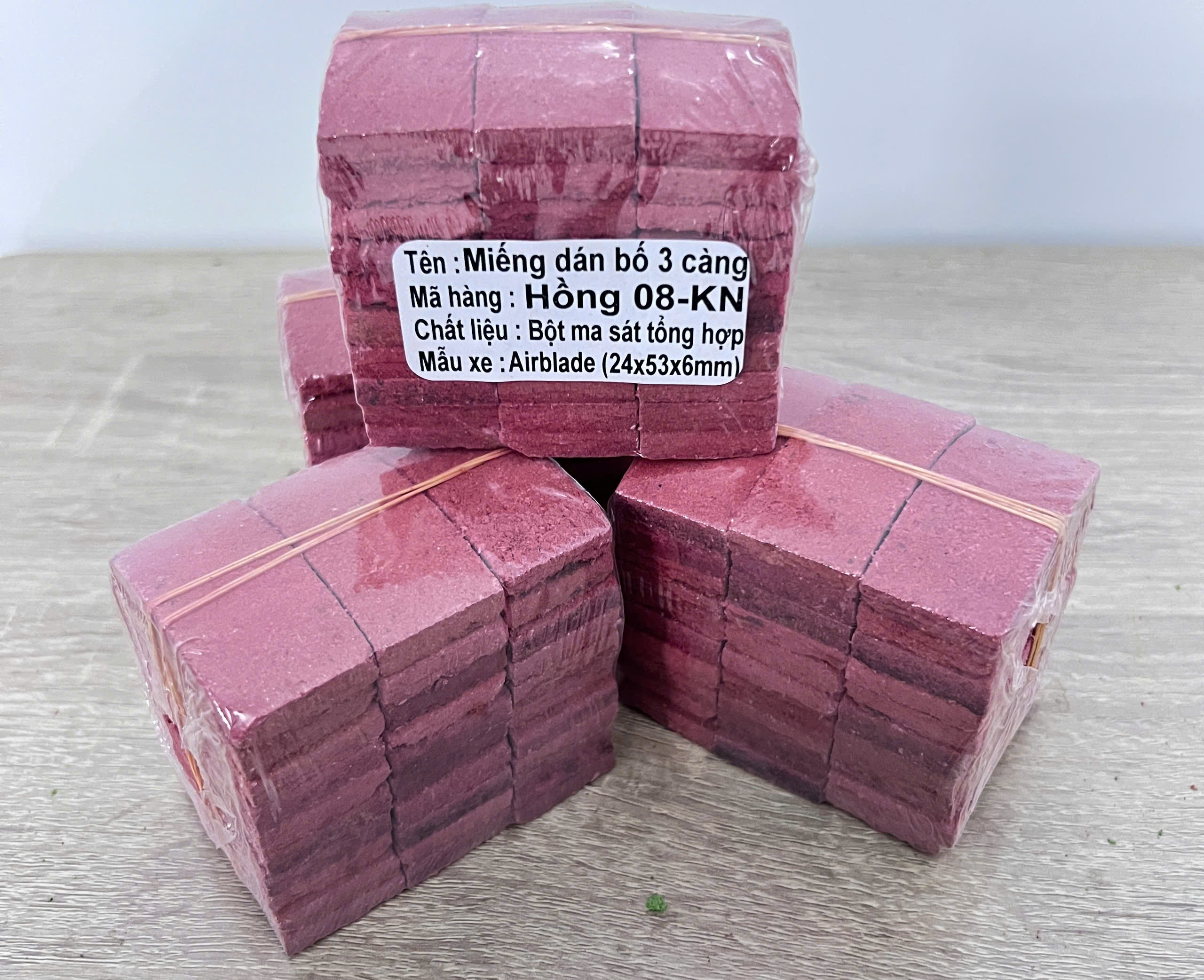 Miếng dán bố 3 càng dùng cho xe máy Airblade(08-KN Hồng)