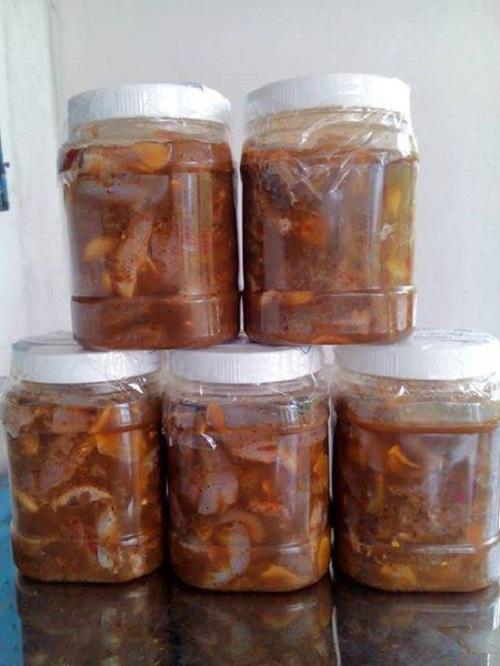Mắm chua cá rô không xương Vĩnh Hưng Bạc Liêu - Hũ 1 Kg