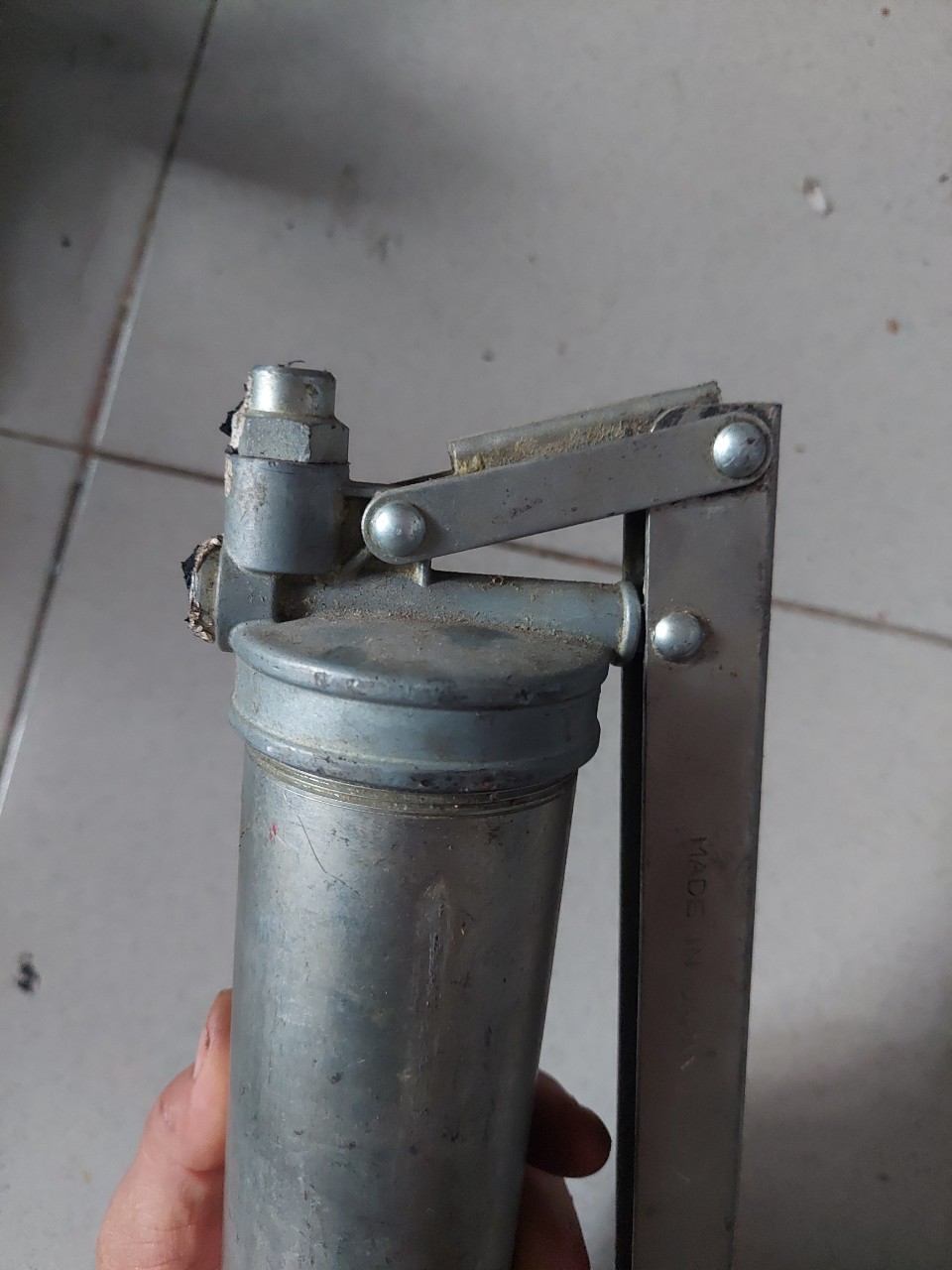 Bơm mỡ bò Made in Japan Hàng nhật bãi