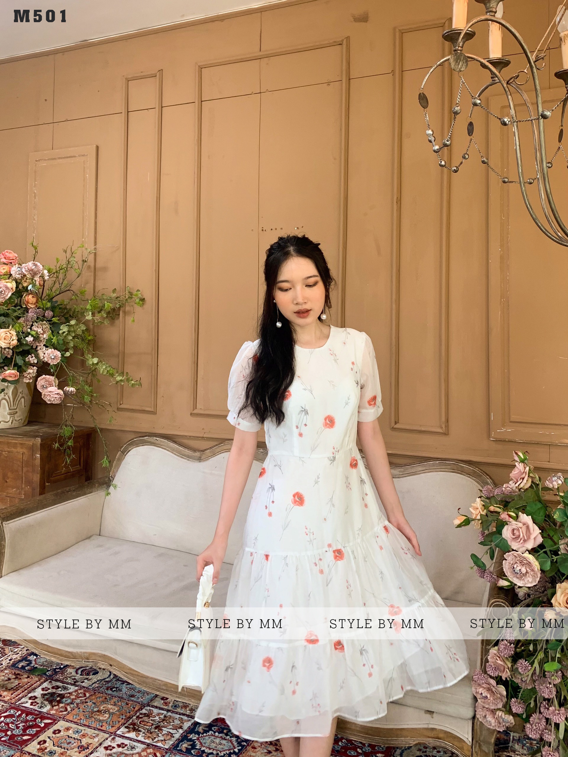 Váy đẹp với chất liệu tơ mềm mại thiết kế sang trọng