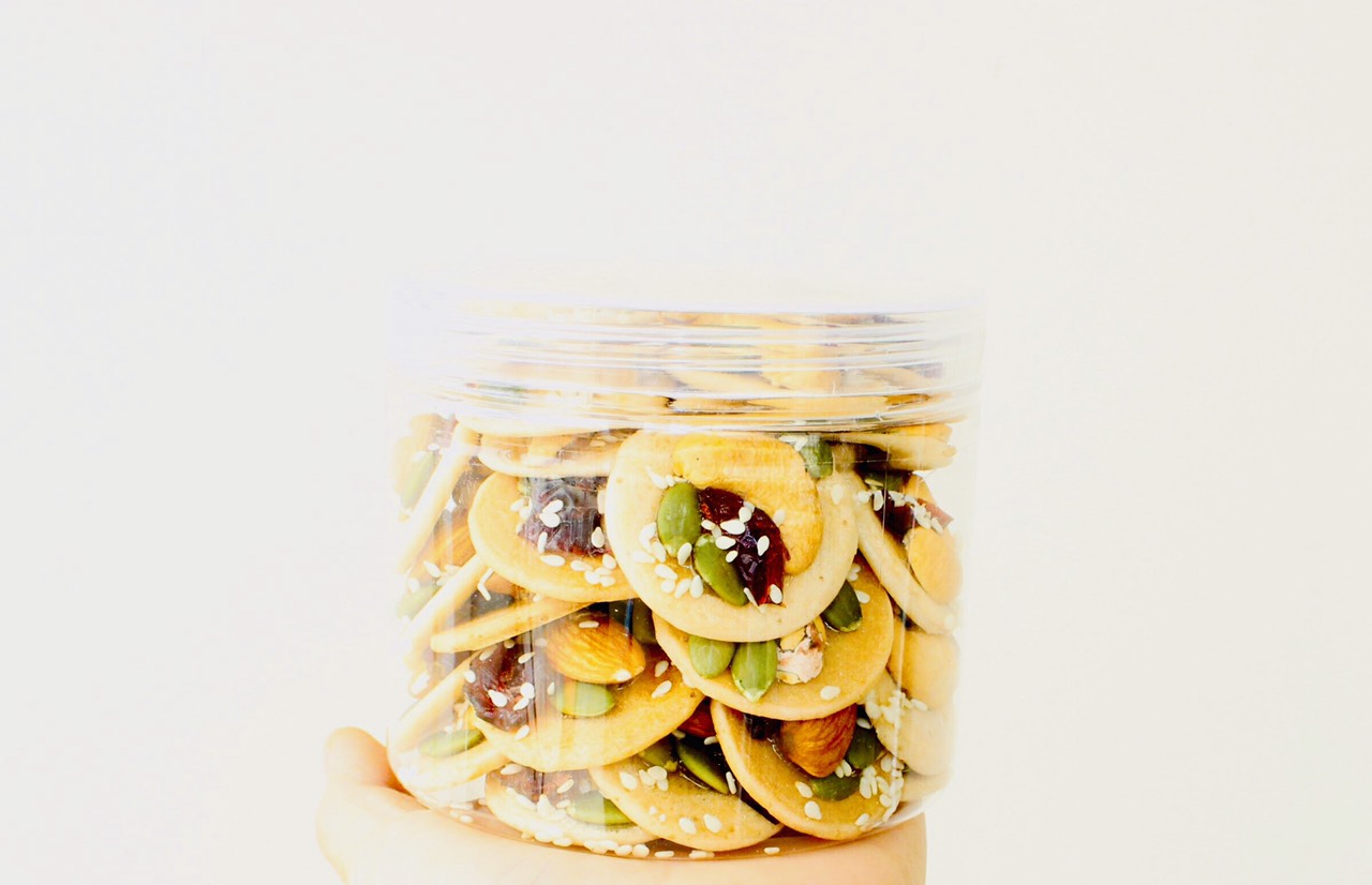[HCM]Bánh Đồng Tiền Mix các loại hạt dinh dưỡng hộp 300gr - Ăn vặt không tăng cân - Bổ dưỡng