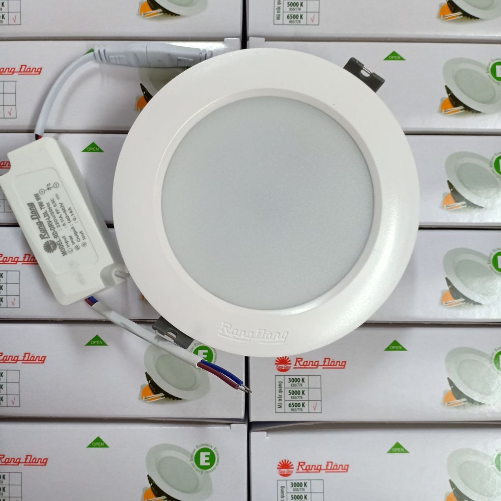 Led âm trần at04 9w/110rạng đông đế đúc