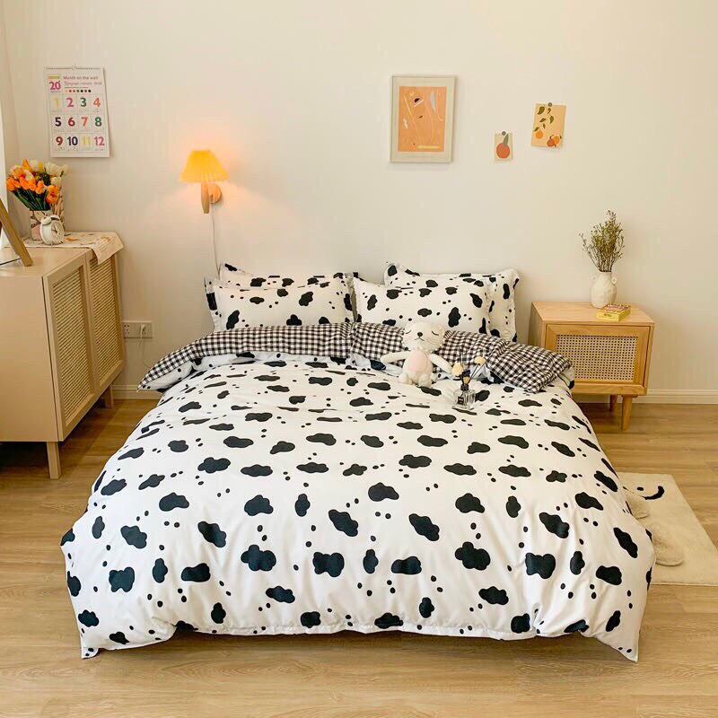 Bộ Chăn Ga Gối Cotton Poly - Bò Sữa ( 1 Drap + 2 Vỏ Gối Nằm + 1 Vỏ Chăn ) Tiệm Nhà Cá