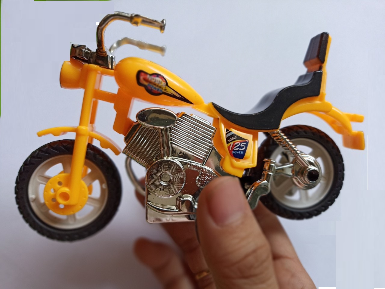 Đồ chơi xe mô tô mini bằng nhựa chạy trớn- Màu ngẫu nhiên