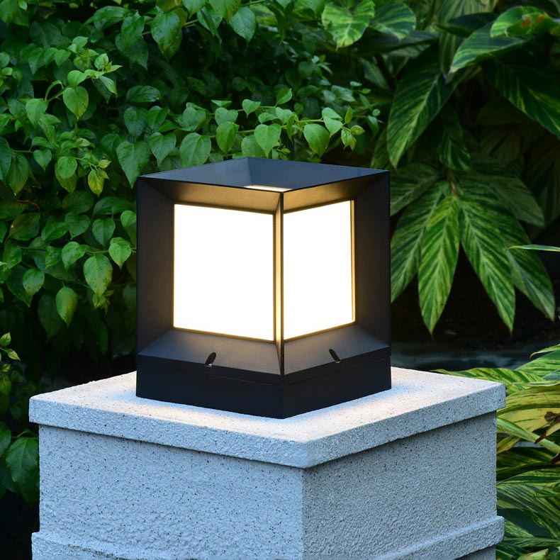Đèn trụ cổng hình vuông đk 150mm, đk 210mm siêu sang trọng sử dụng đui e27