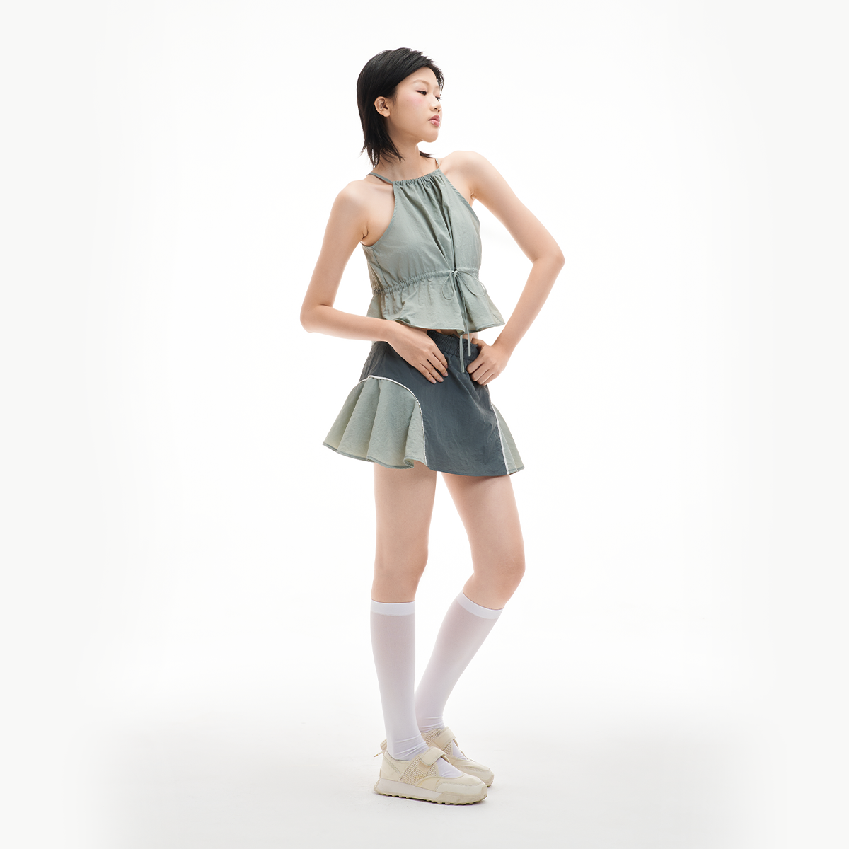 Dottie - chân váy ngắn vải dù phối màu - xám đậm - s0191
