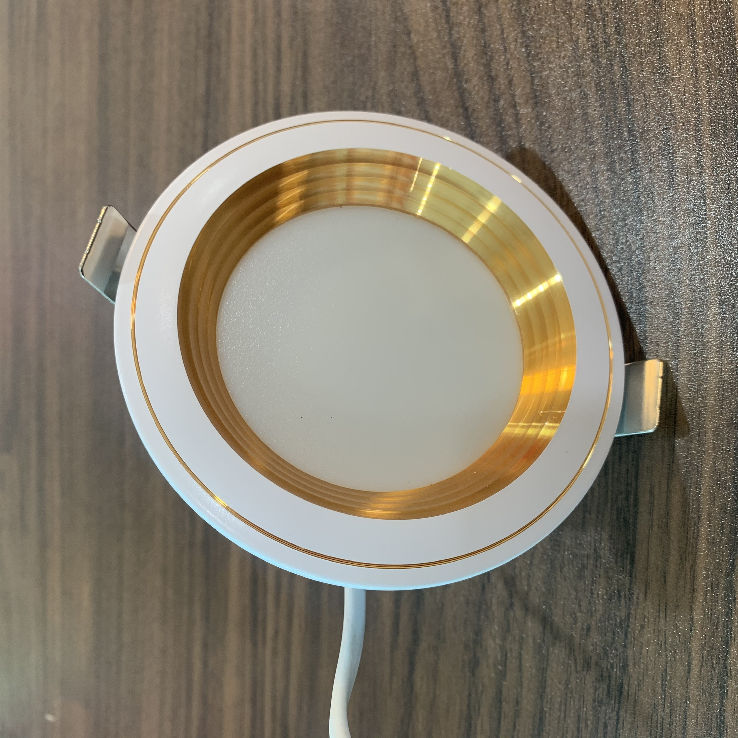 Đèn downlight âm trần, Đèn LED âm trần 9W