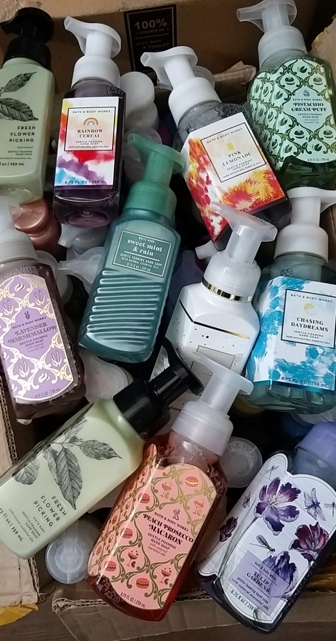 Nước rửa tay bath & body works gentle foaming hand soap 259ml của mỹ
