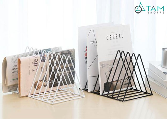 Kệ sách để bàn tam giác bằng sắt s-ksđb-01 - dưetrt5yhr
