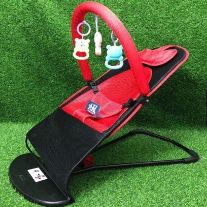 Ghế rung ghế nhún cho bé yêu tặng kèm thanh treo đồ chơi