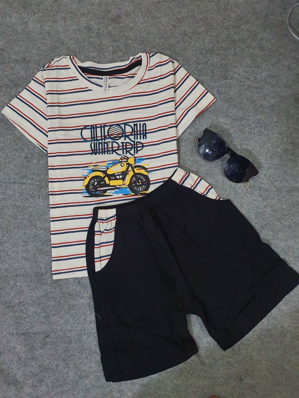 Bộ thun cotton vải xuất dư chất thoáng mát cho bé trai