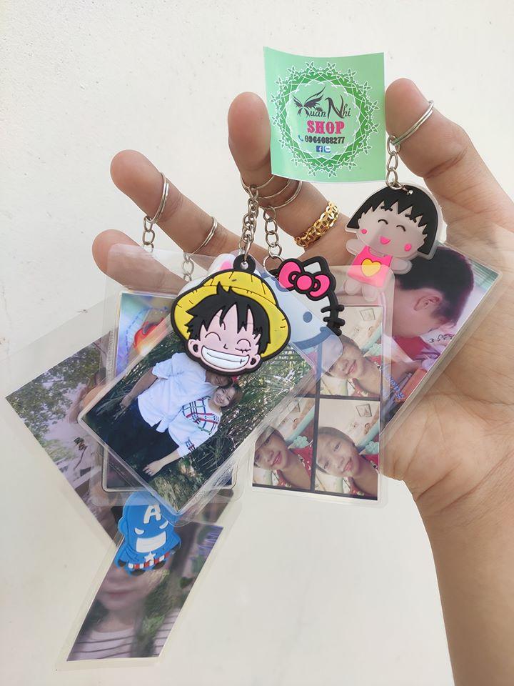 Móc Khóa Hình Ảnh 2 Mặt Khác Nhau Ép Nhựa Theo Yêu Cầu