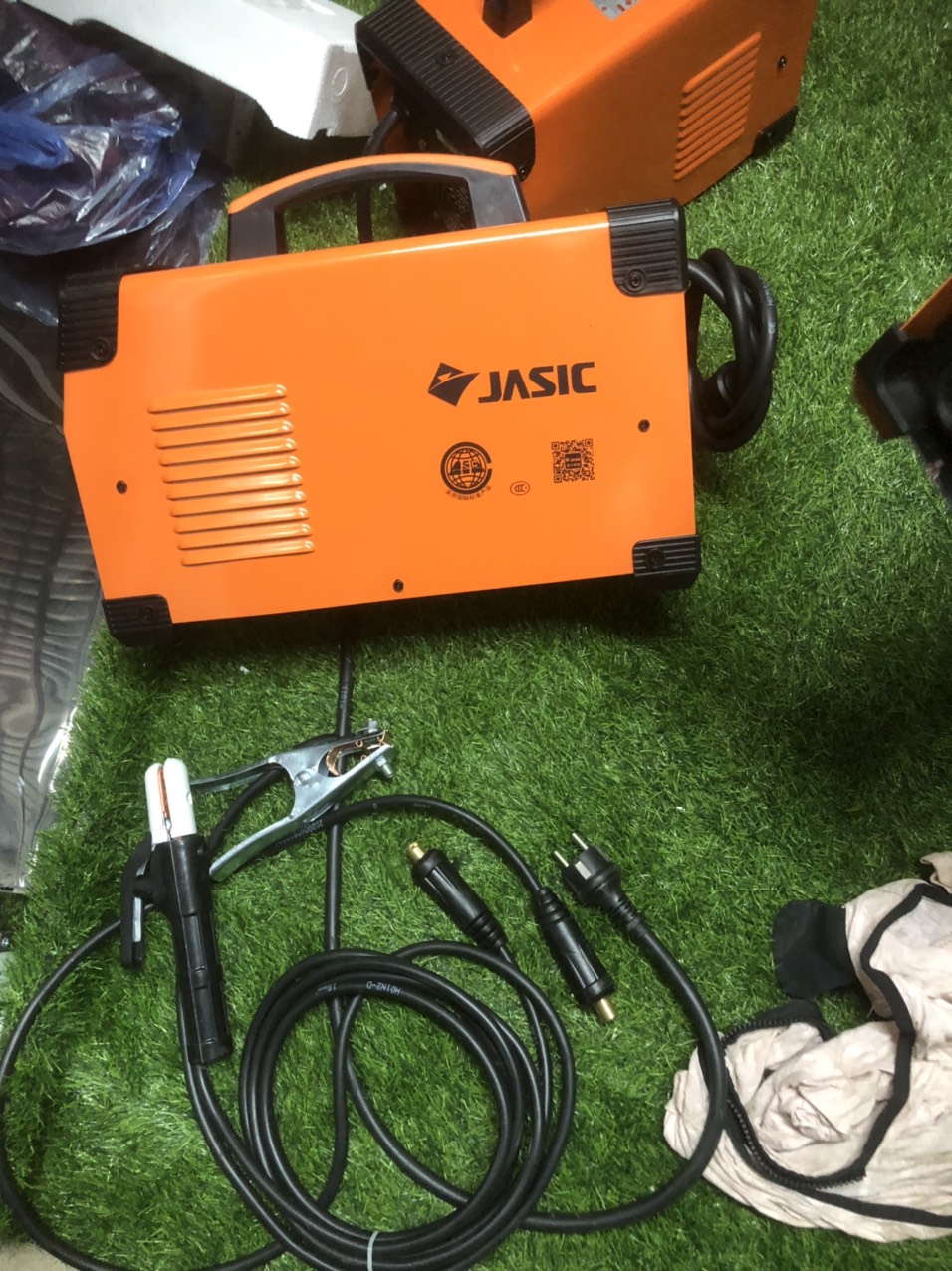 Máy hàn điện tử Jasic ZX7 - 250E
