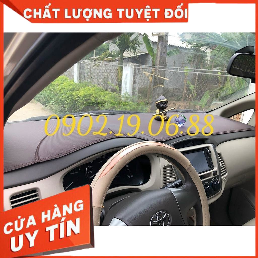 Thảm taplo da vân carbon dành cho innova 2007 - 2015