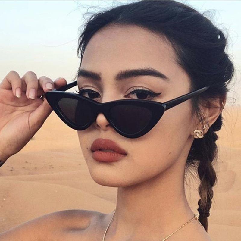 Kính mắt mèo thời trang nữ phong cách cá tính