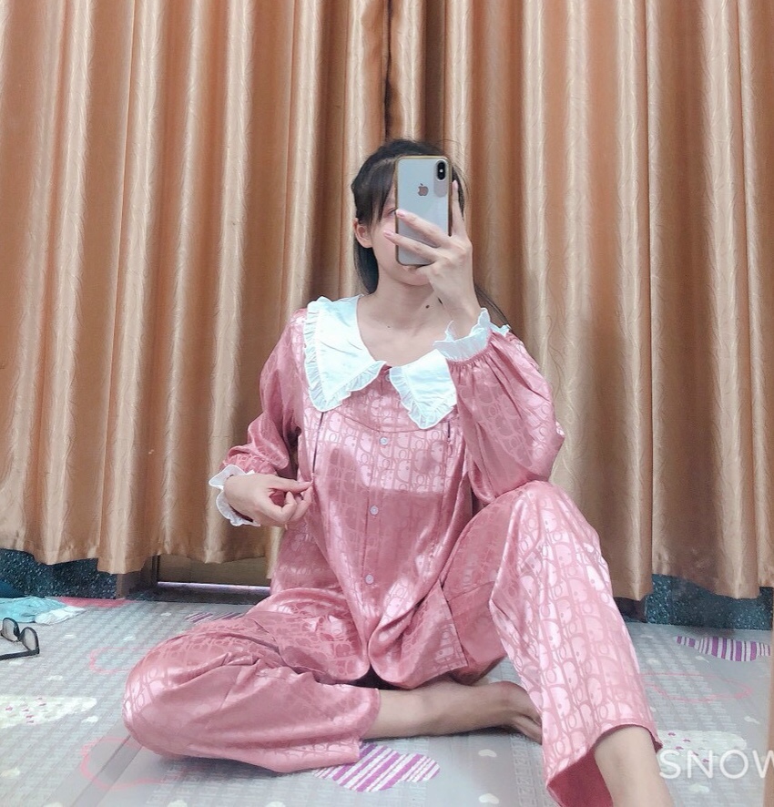 Bộ Bầu và Sau Sinh lụa gấm cổ sen mặc 2 chức năng có khóa cho con bú