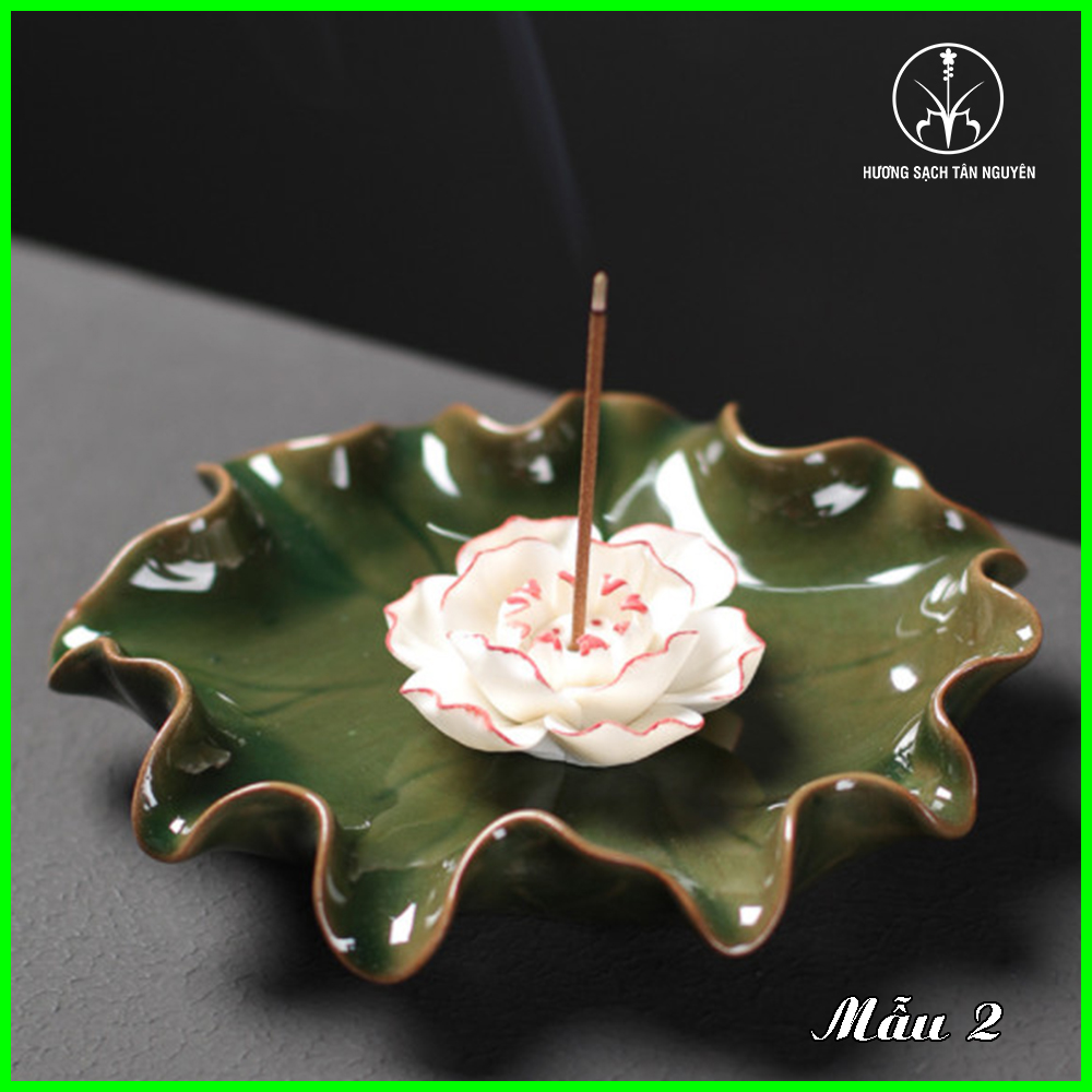 Đĩa hương cắm nhang hoa sen tinh tế, chất liệu gốm sứ
