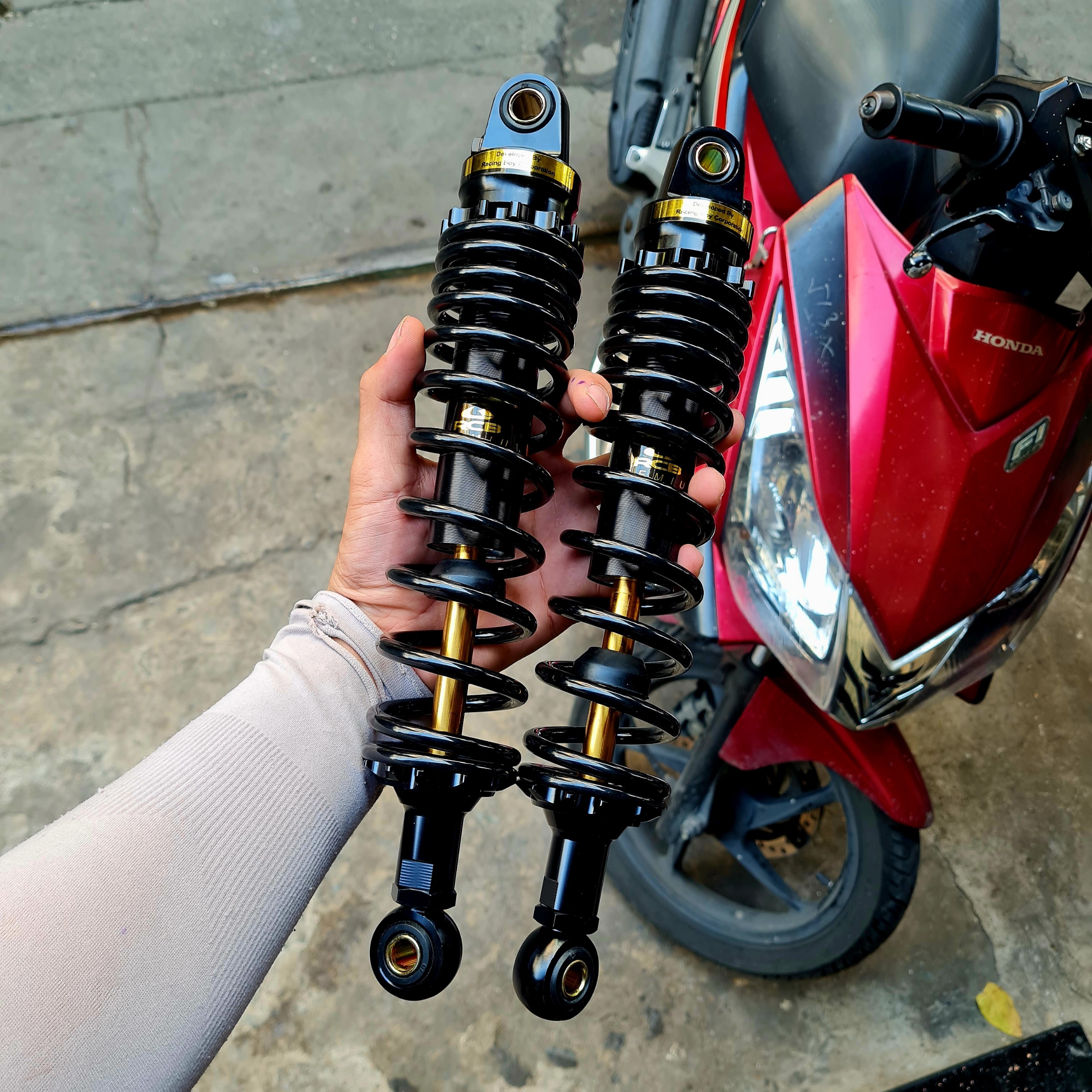 Phuộc nhún sau RCB TY VÀNG cho Dream Wave Future CUb 330mm Sirius Jupiter Taurus CUb 280mm